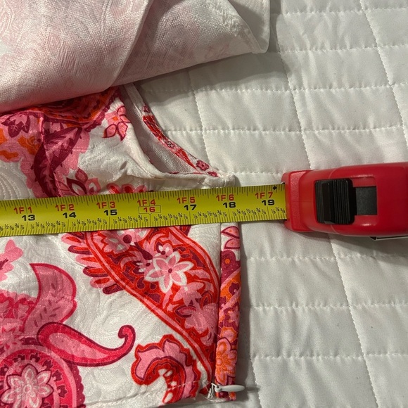 NWOT Two-Piece Ruffle Crop Top & Mini Skirt Set – Pink Paisley Print Size L - Picture 10 of 12